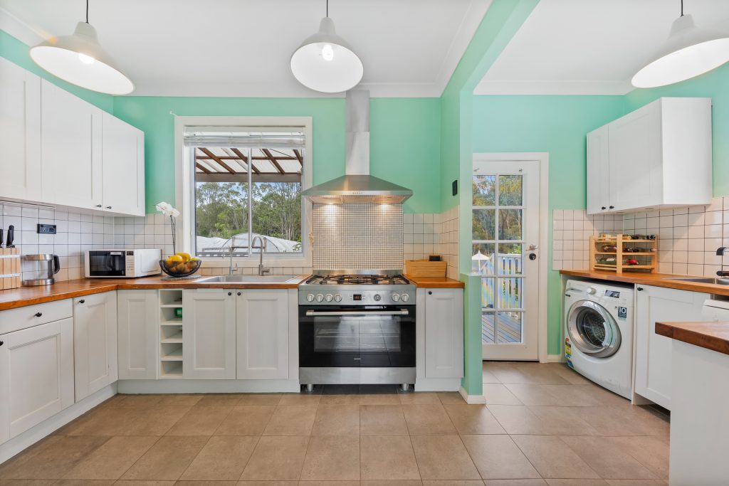 13 Browning Place, Lalor Park NSW 2147 - photo 2
