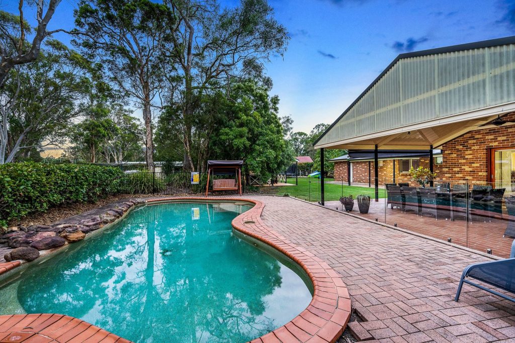 106 Willeroo Drive, Windsor Downs NSW 2756 - photo 2