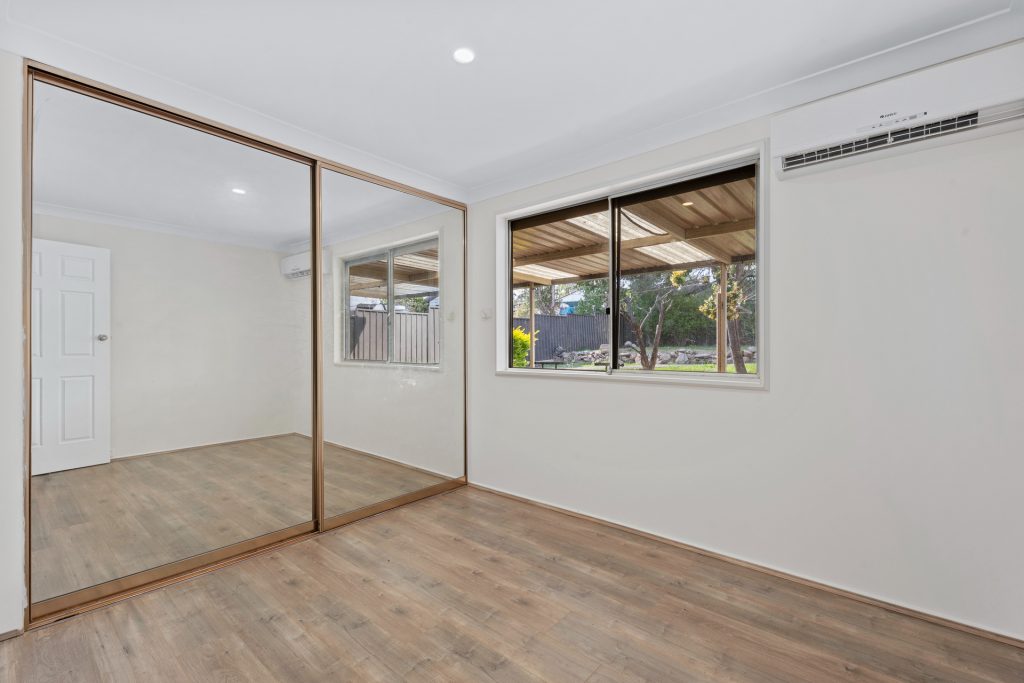 41 MacKenzie Boulevard, Seven Hills NSW 2147 - photo 4