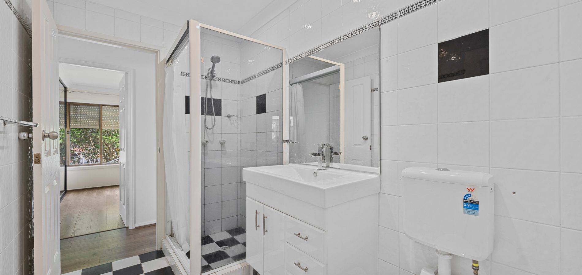 41 MacKenzie Boulevard, Seven Hills NSW 2147 - photo 5
