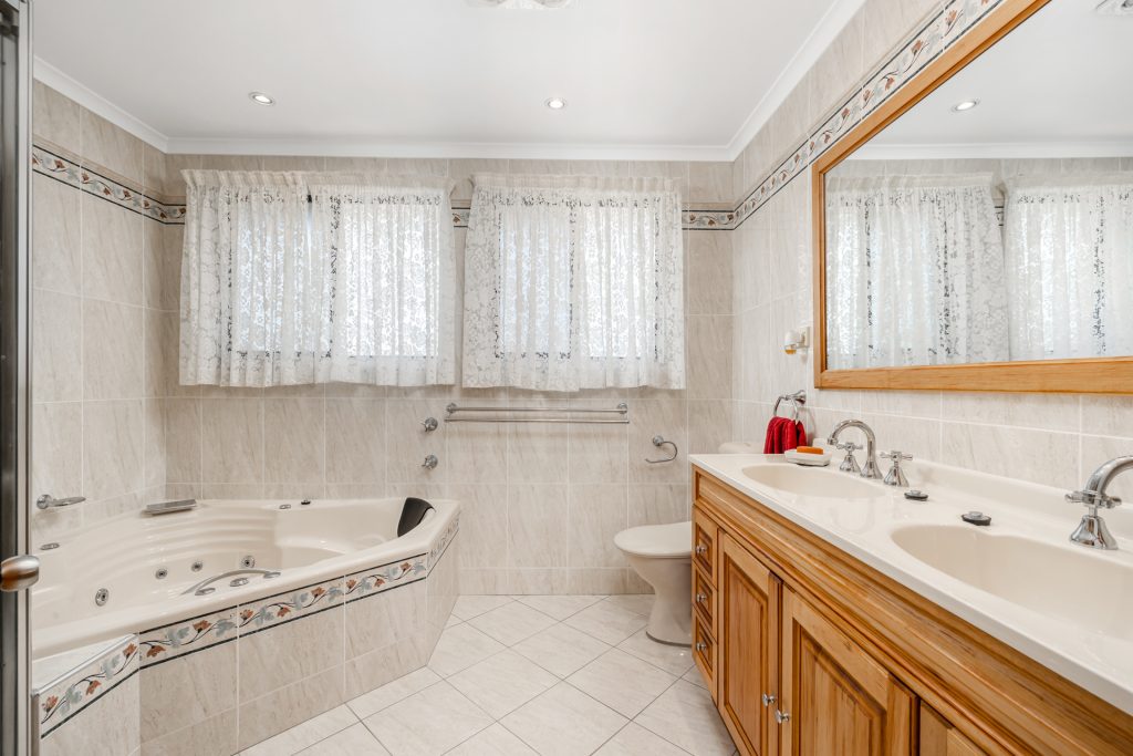 Sold - 10 Conway Place - New Property in Kings Langley - Real Estate by Kim McChlery