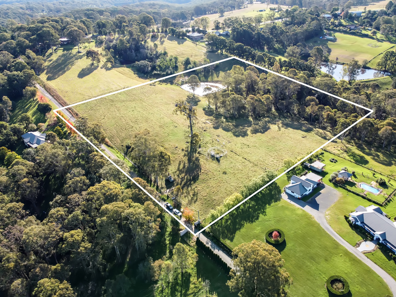 440A Comleroy Road, Kurrajong NSW 2758 - photo 2