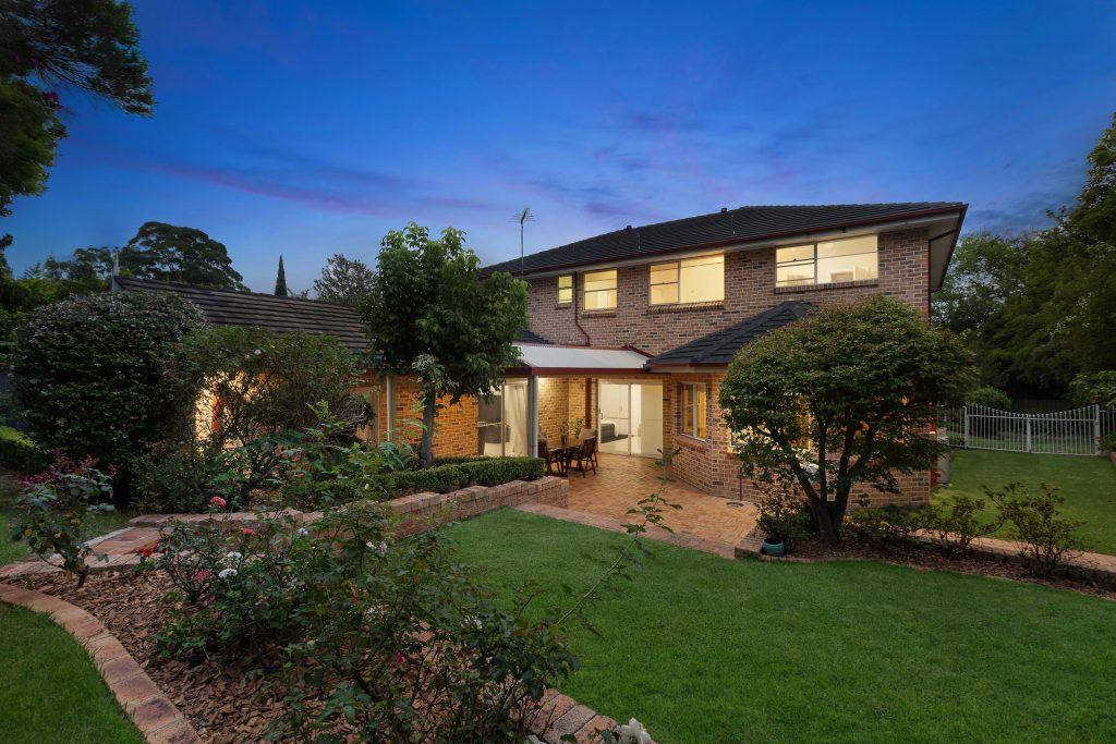 17 Durant Place, Cherrybrook NSW 2126 - photo 2