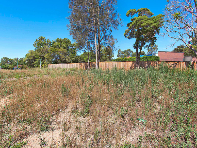 21 Wills Avenue, Castle Hill NSW 2154 - photo 2