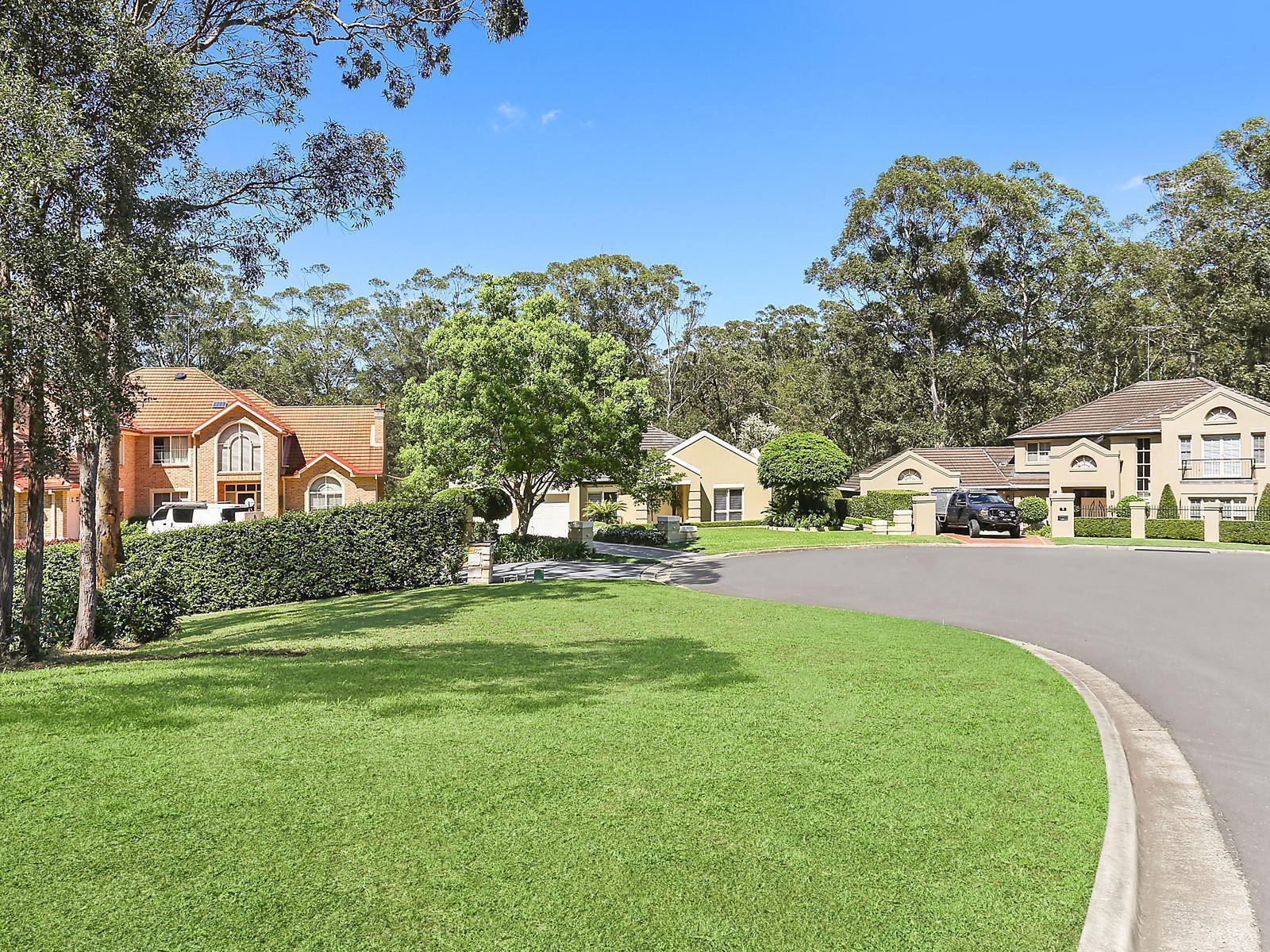 2 Neville Court, Castle Hill NSW 2154 - photo 8