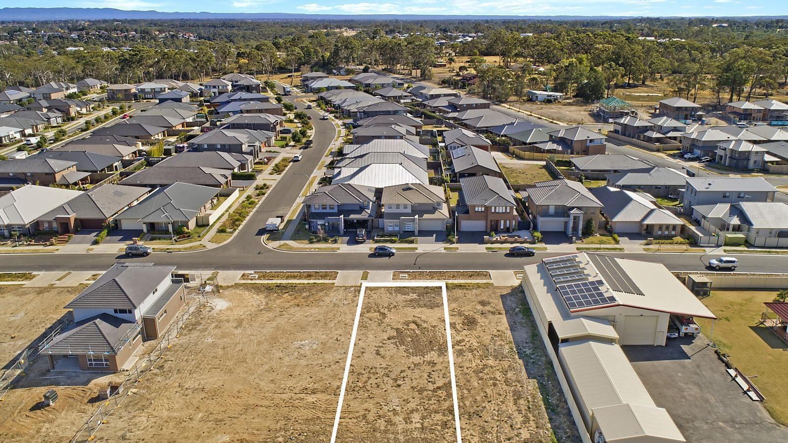 16 Mapleton Avenue, Kellyville NSW 2155 - photo 2