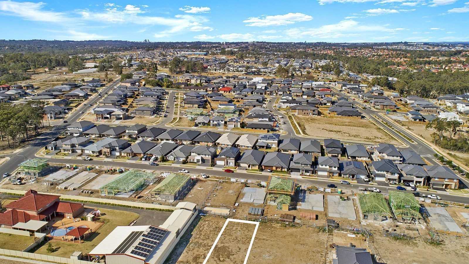 16 Mapleton Avenue, Kellyville NSW 2155 - photo 3