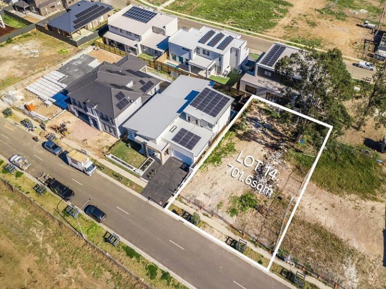 11 Gardenview Court, Bella Vista NSW 2153 - photo 3