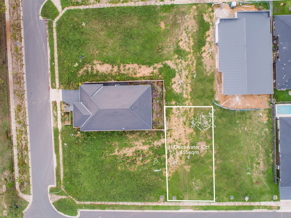 11 Deepwater Circuit, North Kellyville NSW 2155 - photo 3