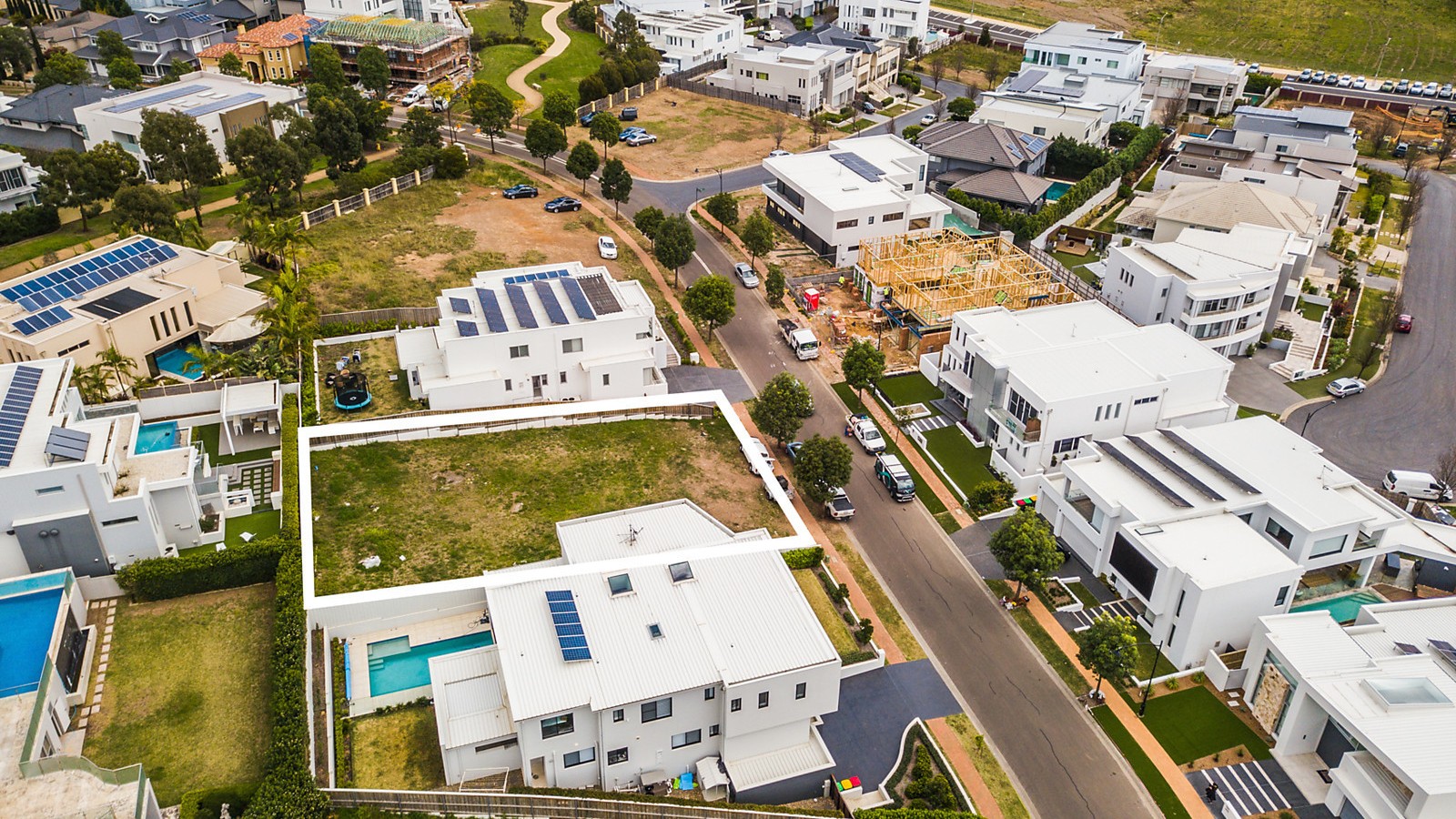 32 Brighton Drive, Bella Vista NSW 2153 - photo 10