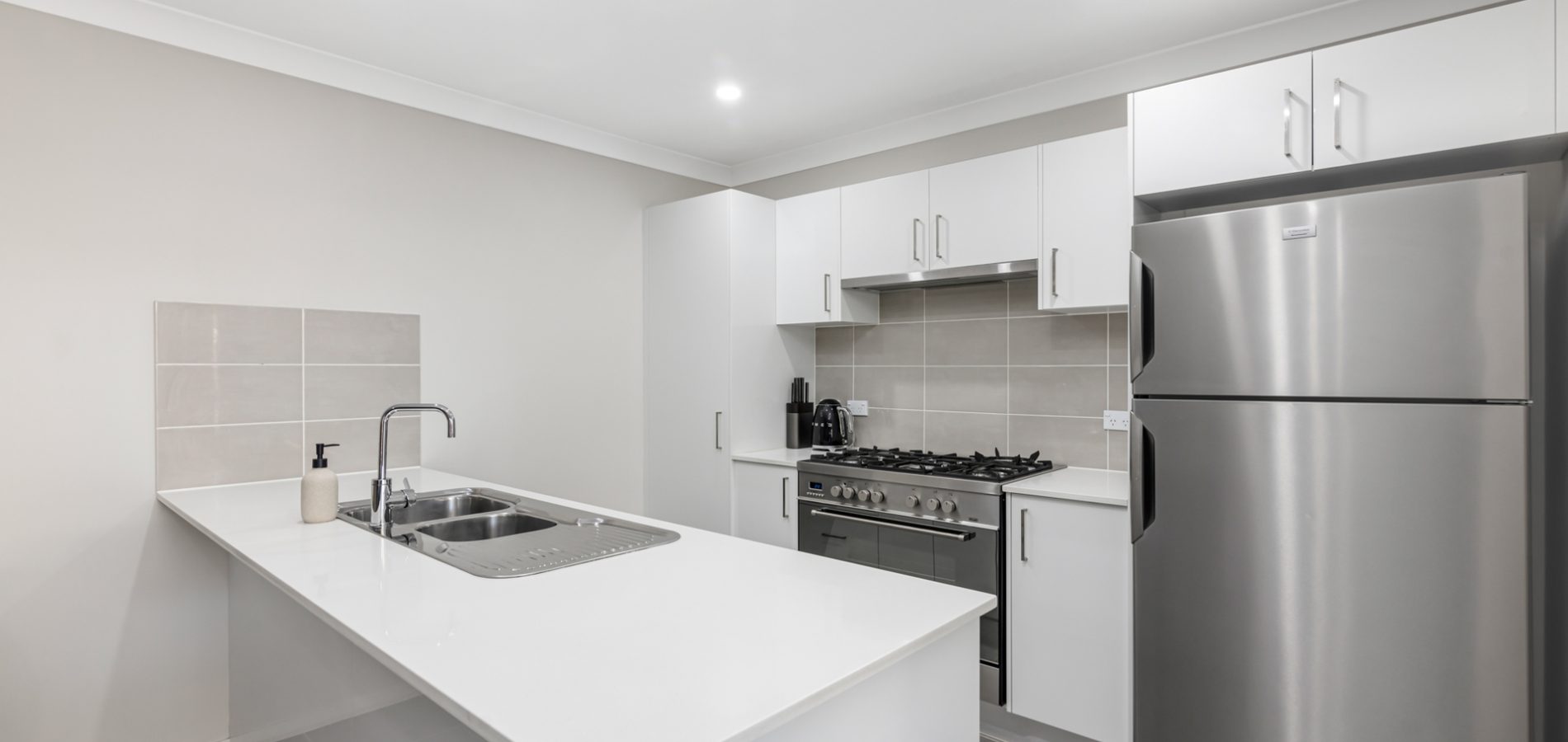29 Barrow Circuit, Jordan Springs NSW 2747 - photo 3