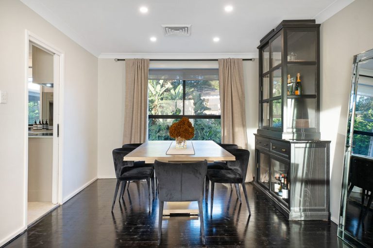 43 Cambridge Avenue, North Rocks NSW 2151 - photo 4