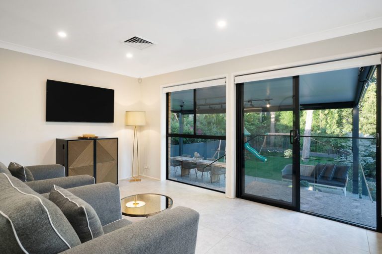 43 Cambridge Avenue, North Rocks NSW 2151 - photo 6