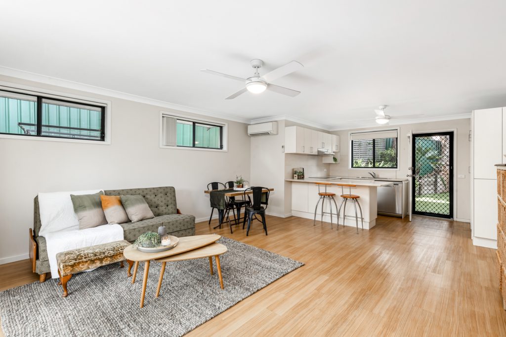 15 Parkinson Street, Kings Langley NSW 2147 - photo 4