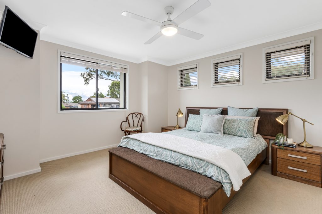 15 Parkinson Street, Kings Langley NSW 2147 - photo 6