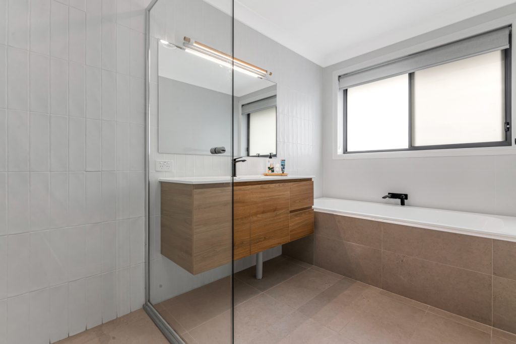 20 Pickersgill Street, Kings Langley NSW 2147 - photo 12