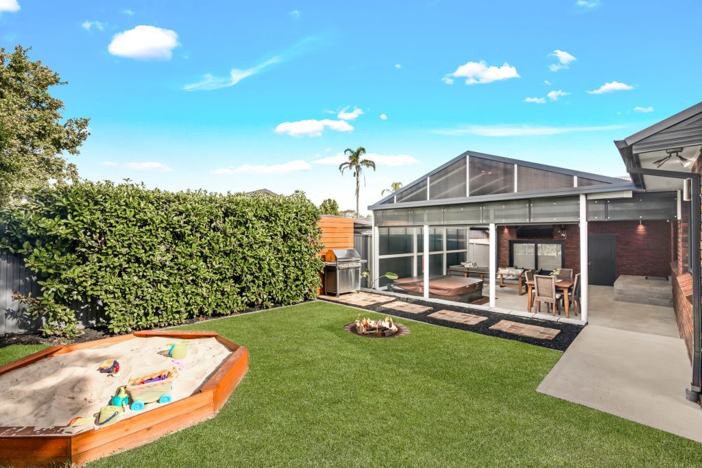 20 Pickersgill Street, Kings Langley NSW 2147 - photo 15