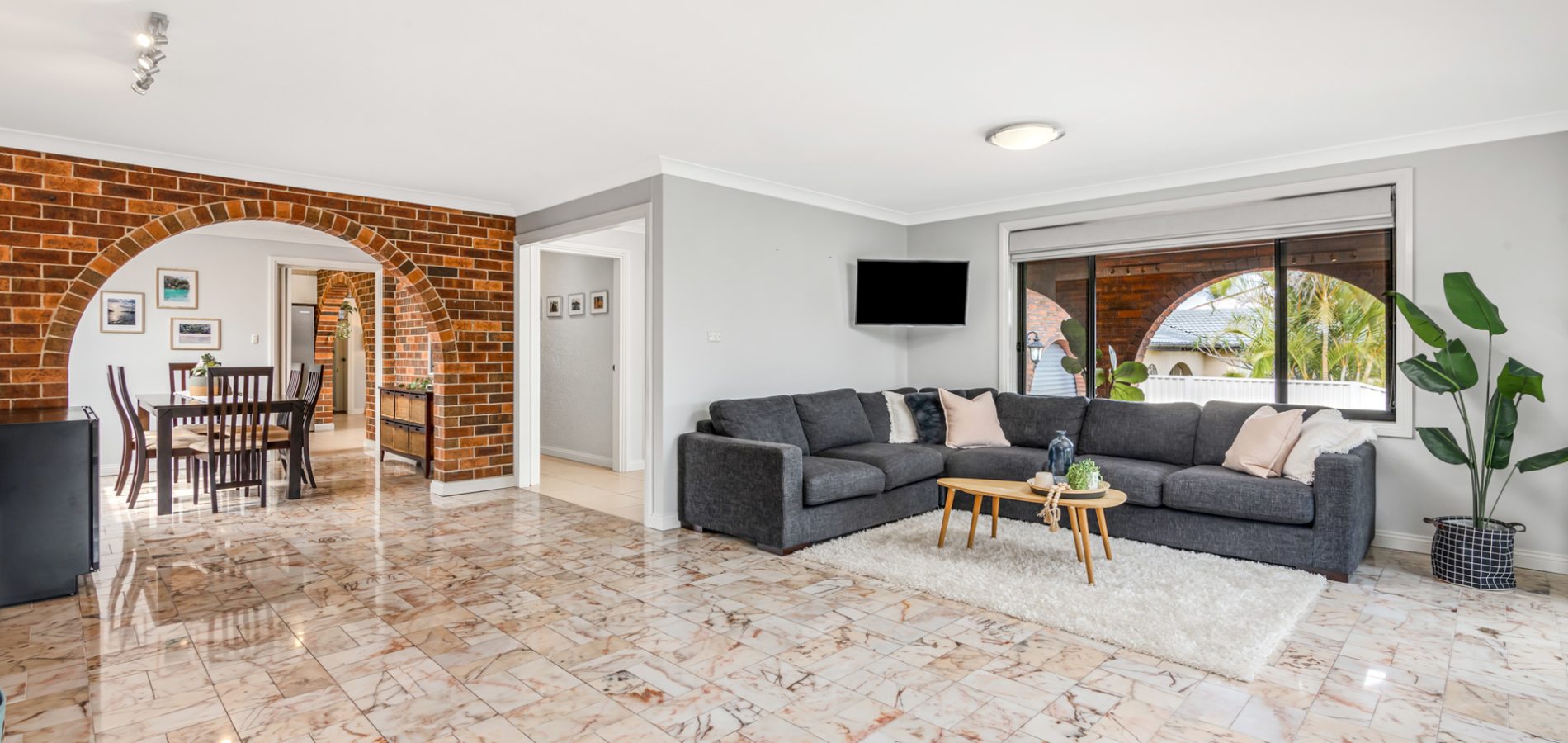 20 Pickersgill Street, Kings Langley NSW 2147 - photo 4