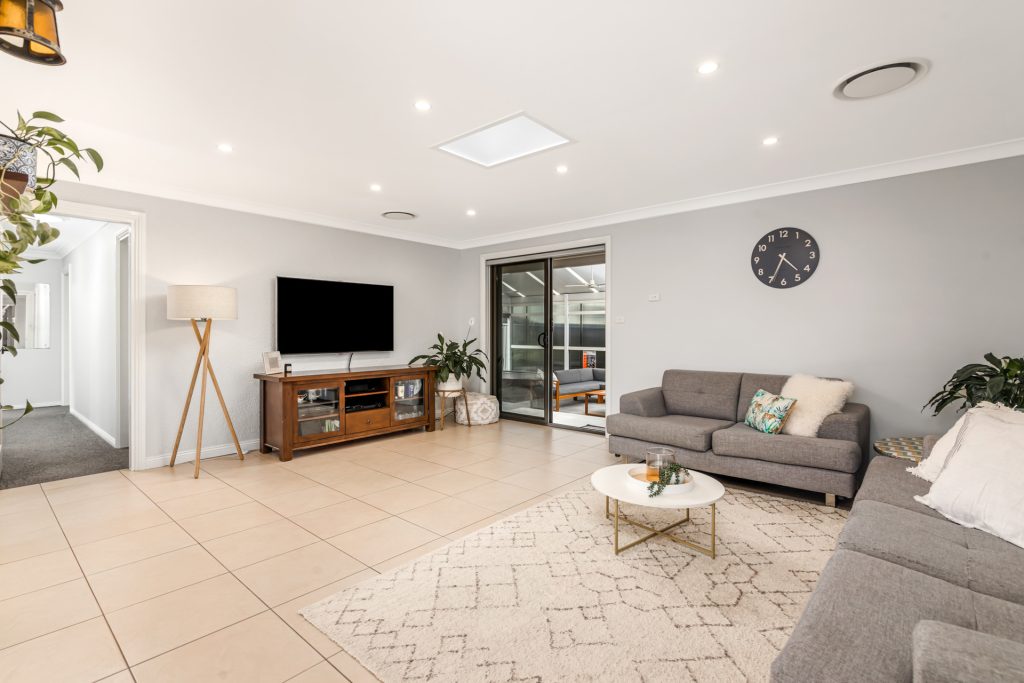 20 Pickersgill Street, Kings Langley NSW 2147 - photo 5