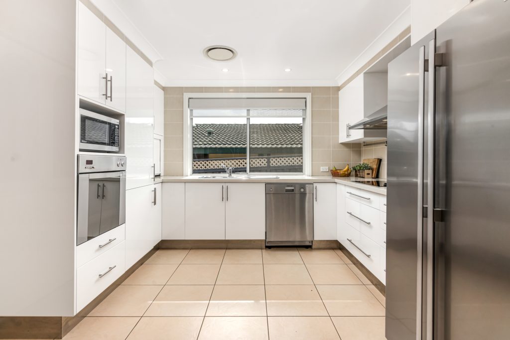 20 Pickersgill Street, Kings Langley NSW 2147 - photo 6