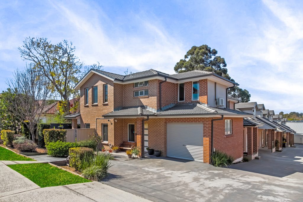 7/11 Carinya Road, Girraween NSW 2145 - photo 18