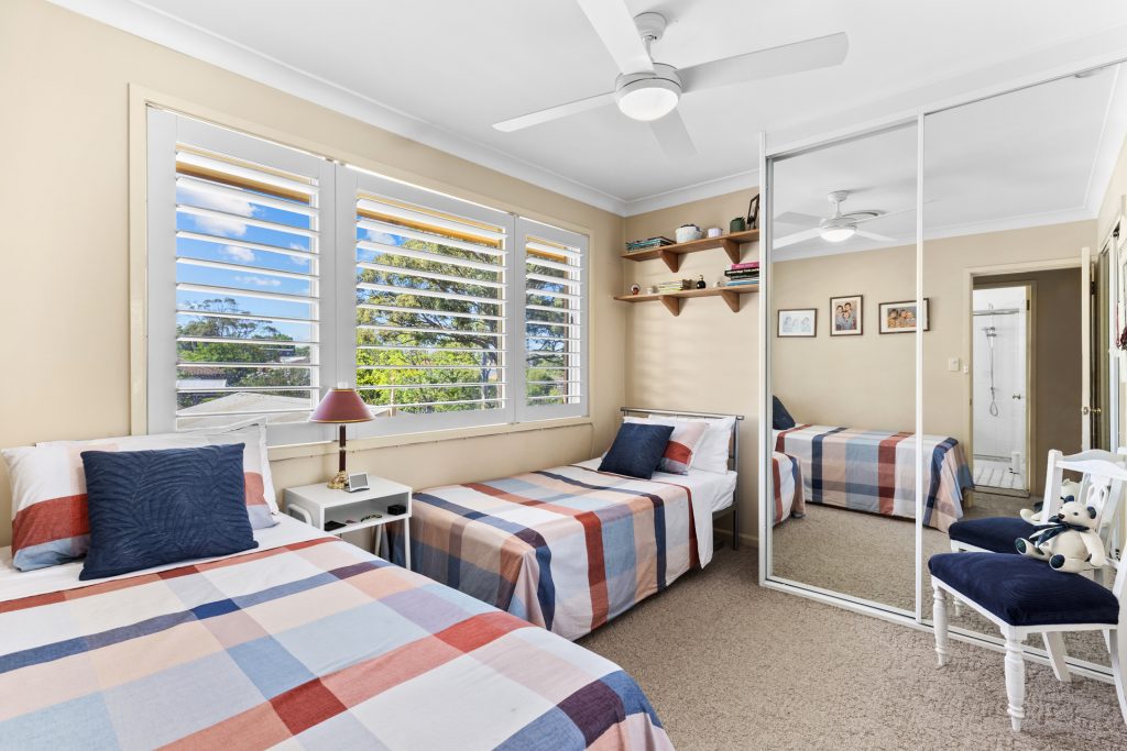 6 Lois Street, Winston Hills NSW 2153 - photo 9