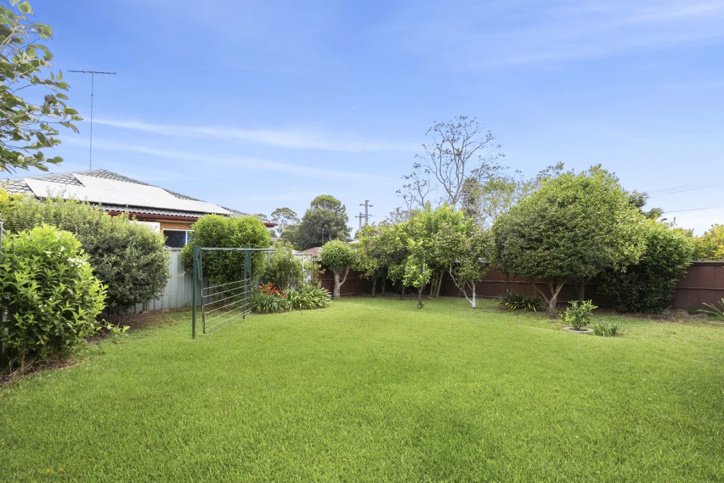 1 Jerilderie Avenue, Kellyville NSW 2155 - photo 12