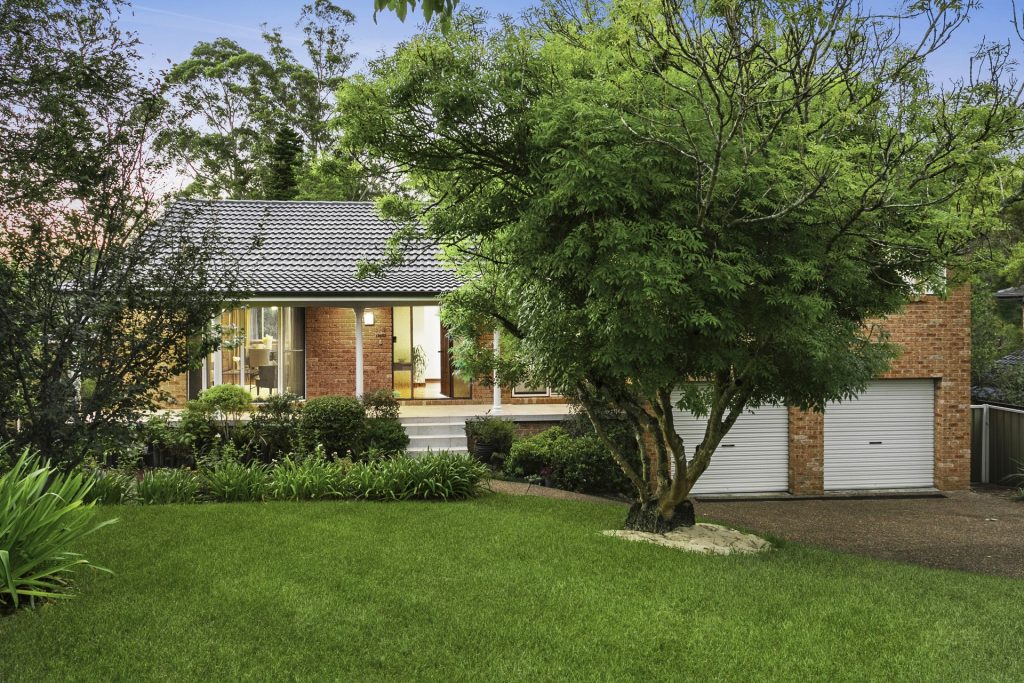 8 Yaringa Road, Castle Hill NSW 2154 - McGrath West Group