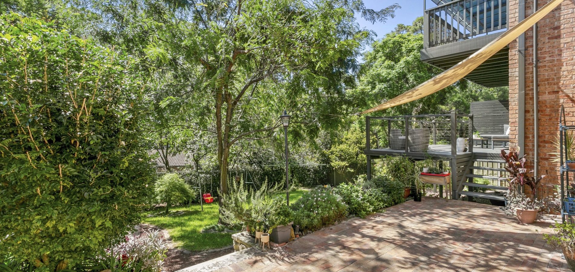 8 Yaringa Road, Castle Hill NSW 2154 - photo 15