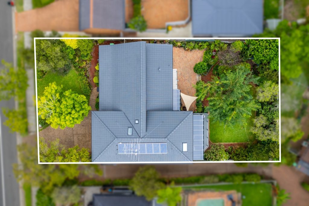 8 Yaringa Road, Castle Hill NSW 2154 - photo 18