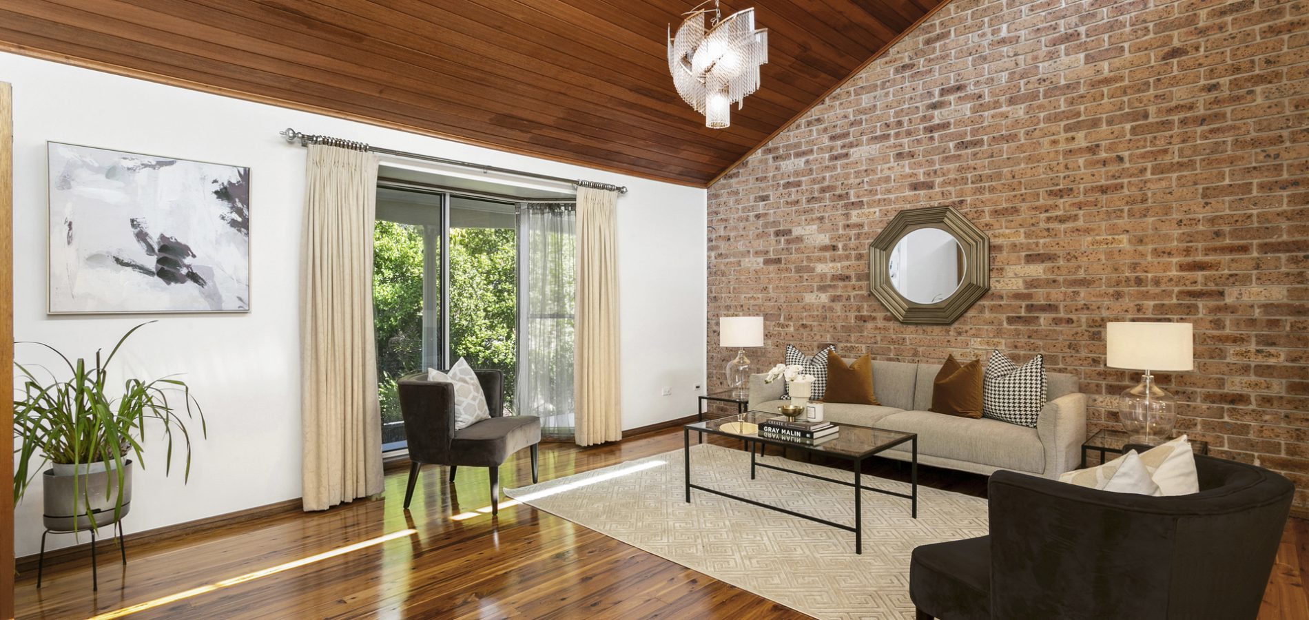 8 Yaringa Road, Castle Hill NSW 2154 - photo 3