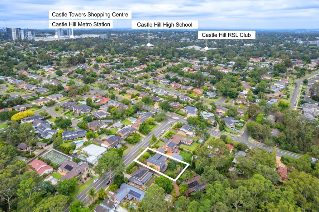 8 Yaringa Road, Castle Hill NSW 2154 - photo 21