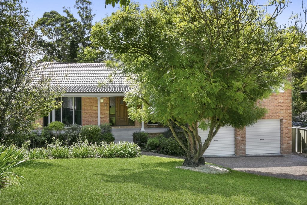 8 Yaringa Road, Castle Hill NSW 2154 - photo 22