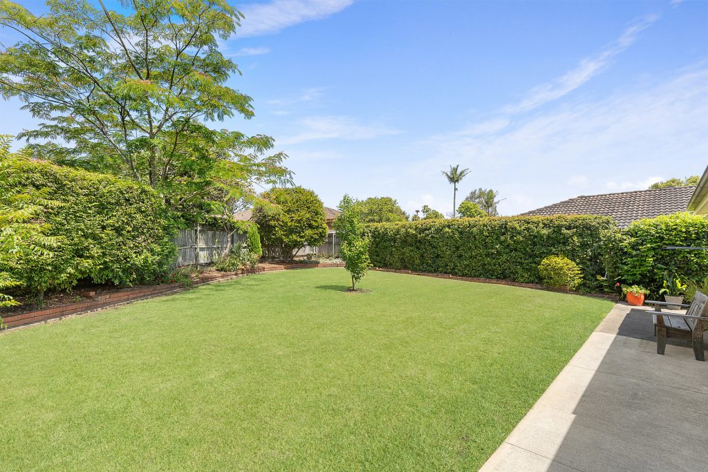 16 Chiltern Crescent, Castle Hill NSW 2154 - photo 14