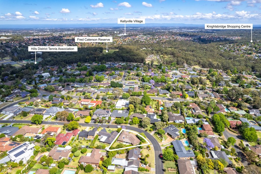 16 Chiltern Crescent, Castle Hill NSW 2154 - photo 18