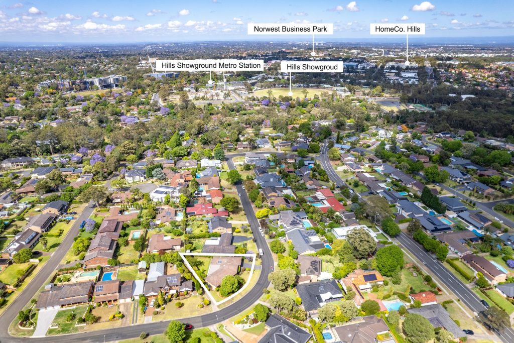 16 Chiltern Crescent, Castle Hill NSW 2154 - photo 19