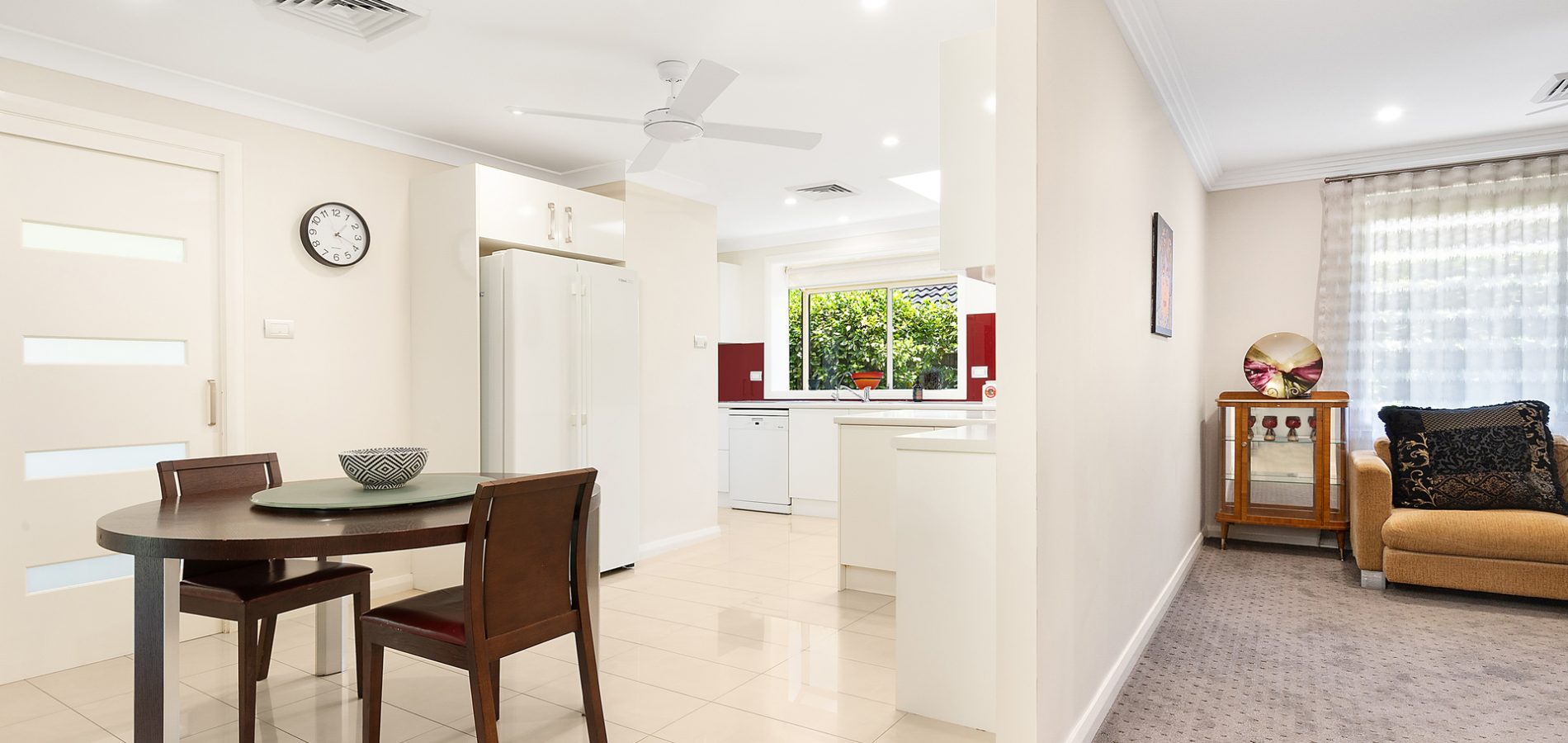 16 Chiltern Crescent, Castle Hill NSW 2154 - photo 4