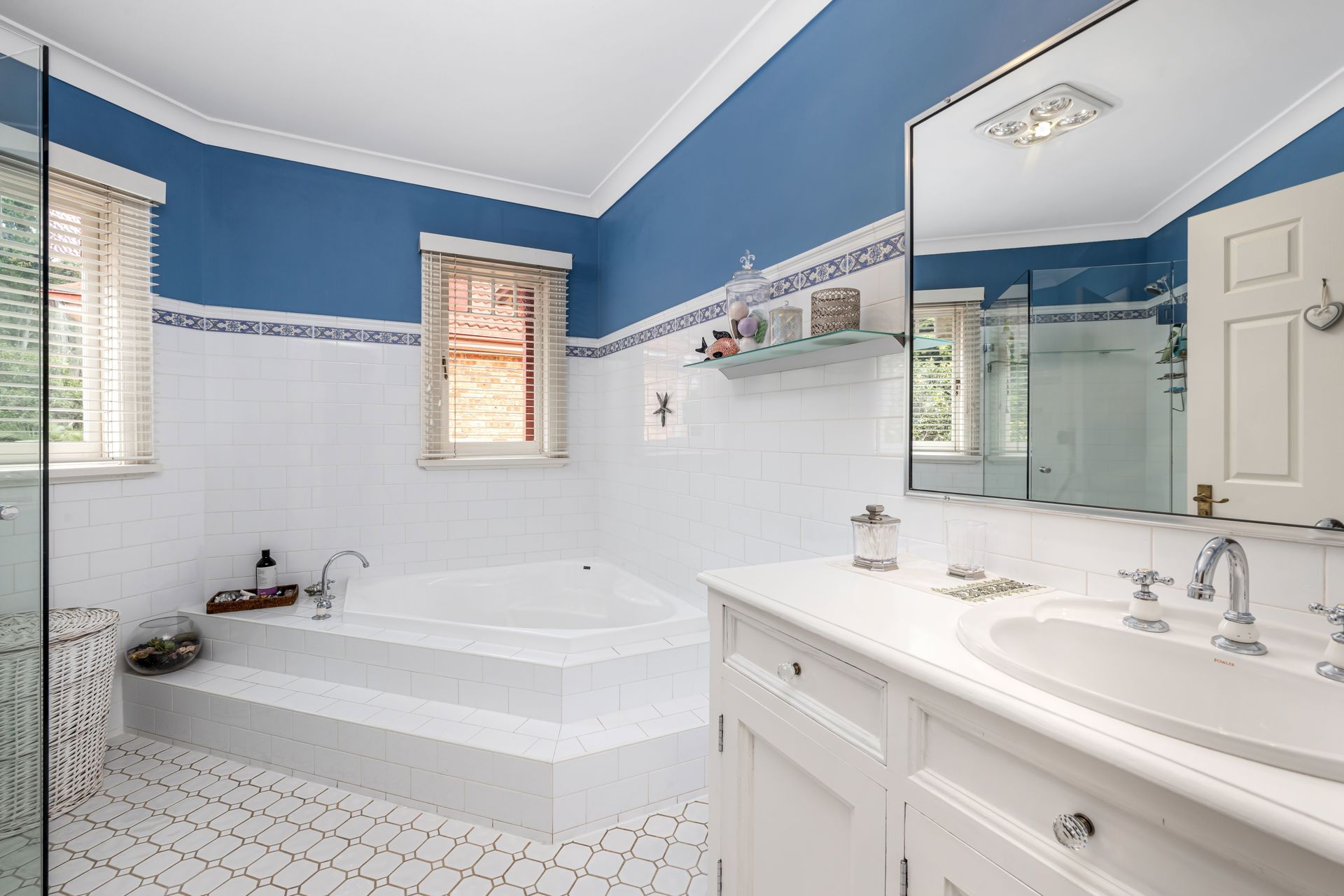 64 Coonara Avenue, West Pennant Hills NSW 2125 - photo 10