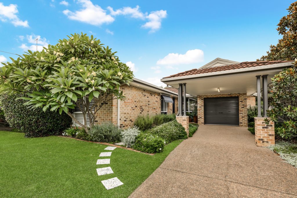 1 Guiren Place, Toongabbie NSW 2146 - photo 2