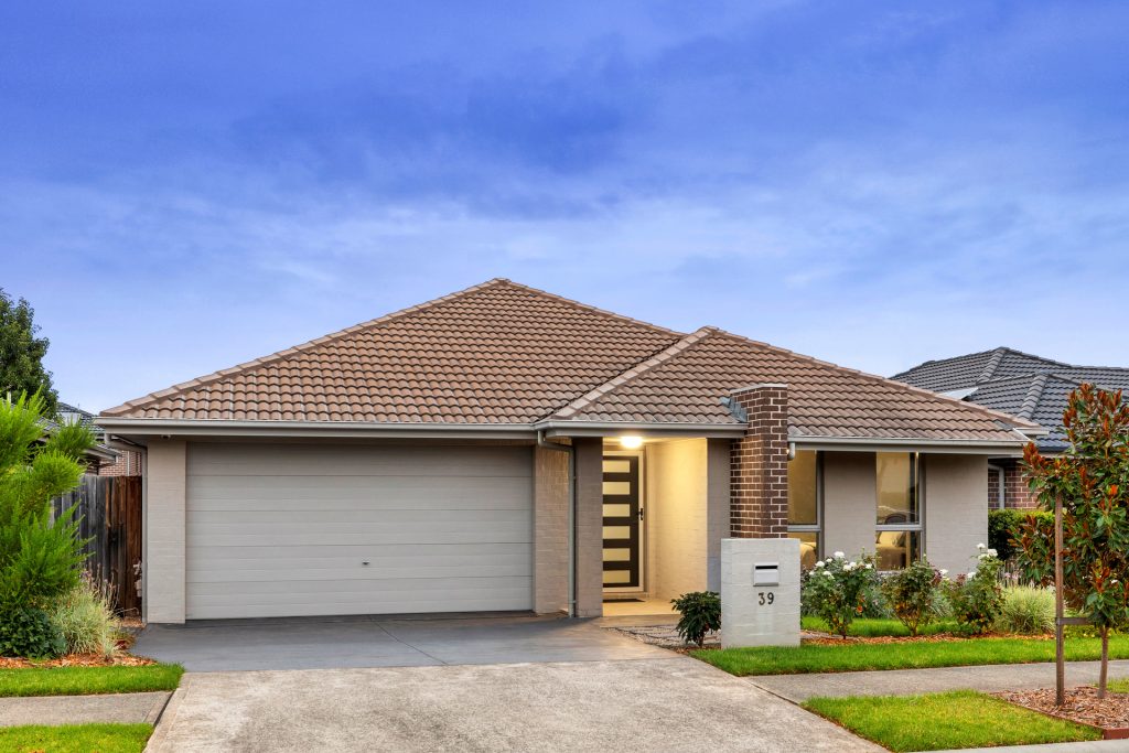 39 Paringa Drive, The Ponds NSW 2769 - McGrath West Group