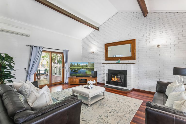 41 Lisa Crescent, Castle Hill NSW 2154 - photo 2