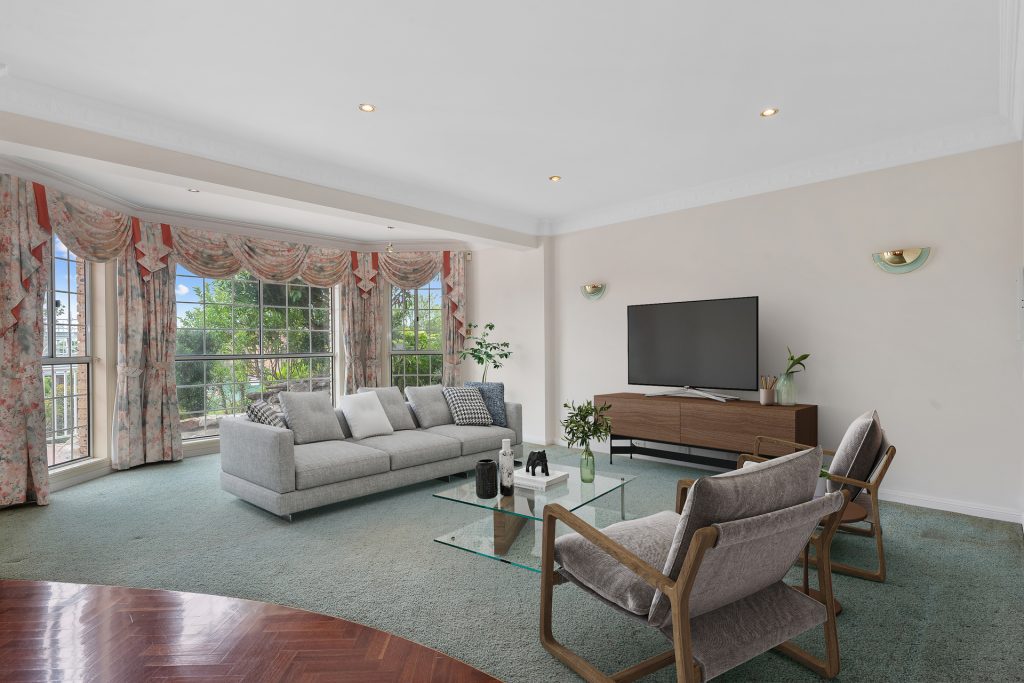 13 Cumbrae Place, Oatlands NSW 2117 - photo 2