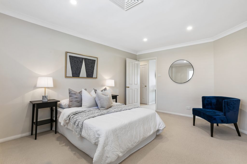 31 Beaumaris Avenue, Castle Hill NSW 2154 - photo 12