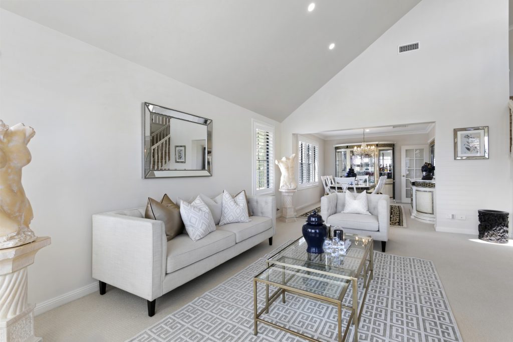 31 Beaumaris Avenue, Castle Hill NSW 2154 - photo 4