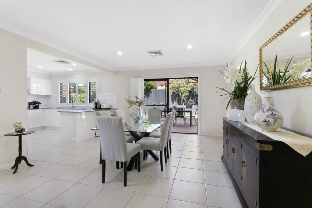 31 Beaumaris Avenue, Castle Hill NSW 2154 - photo 6