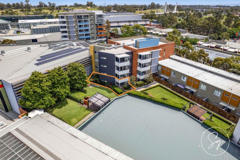 102/33 Main Street, Rouse Hill