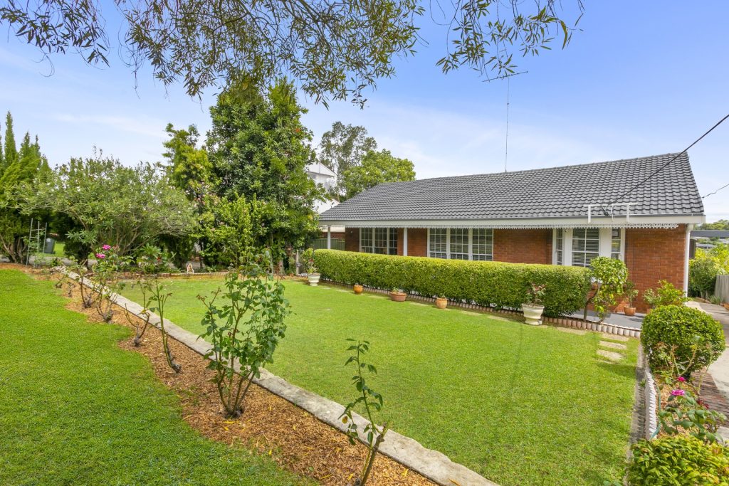 46 Sherwin Avenue, Castle Hill NSW 2154 - photo 14