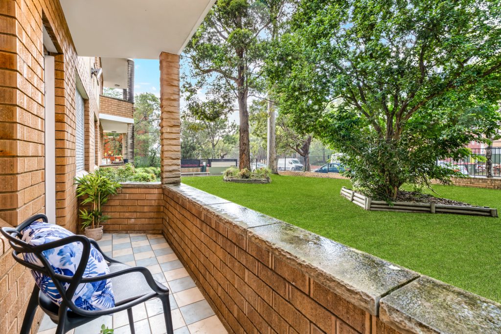 2/40 Wigram Street, Harris Park NSW 2150 - photo 8