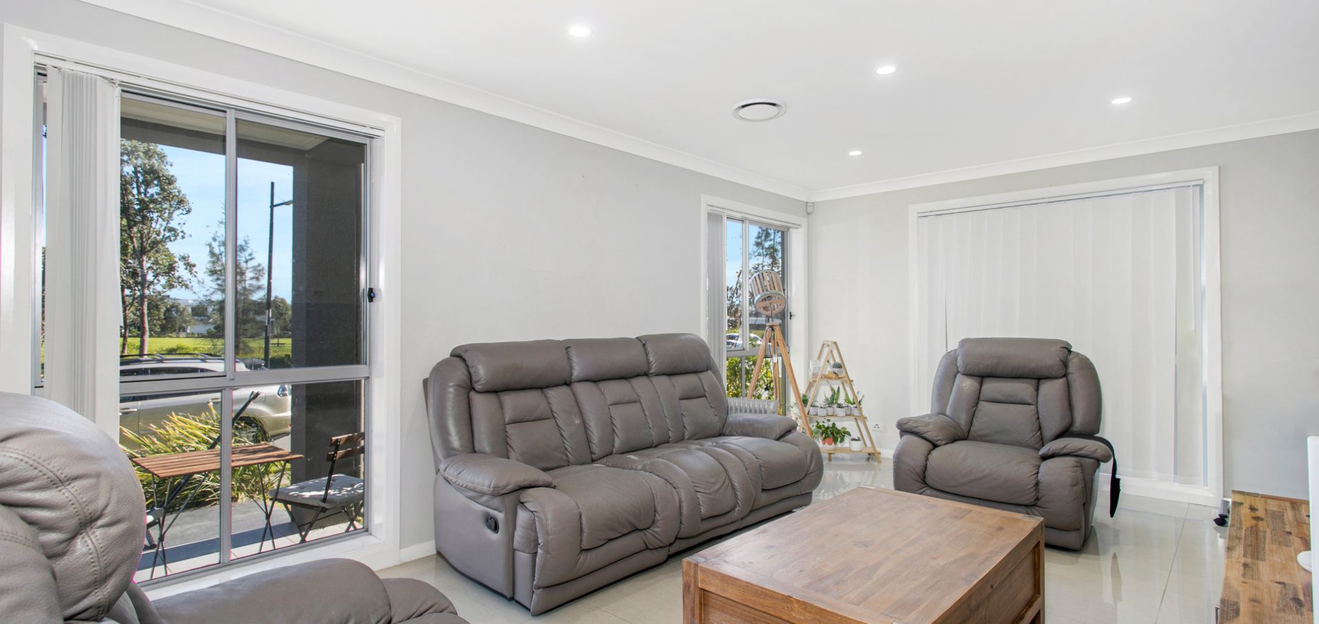 32 Centennial Drive, The Ponds NSW 2769 - photo 2