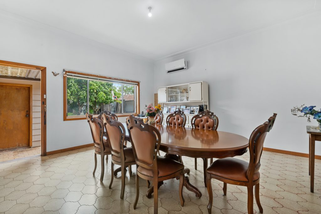 8 Roseberry Street, Merrylands NSW 2160 - photo 3